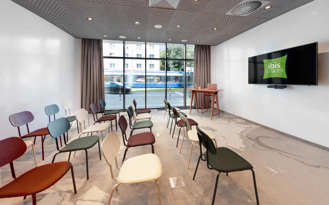 Ibis Styles Krakow Centrum Esterno foto
